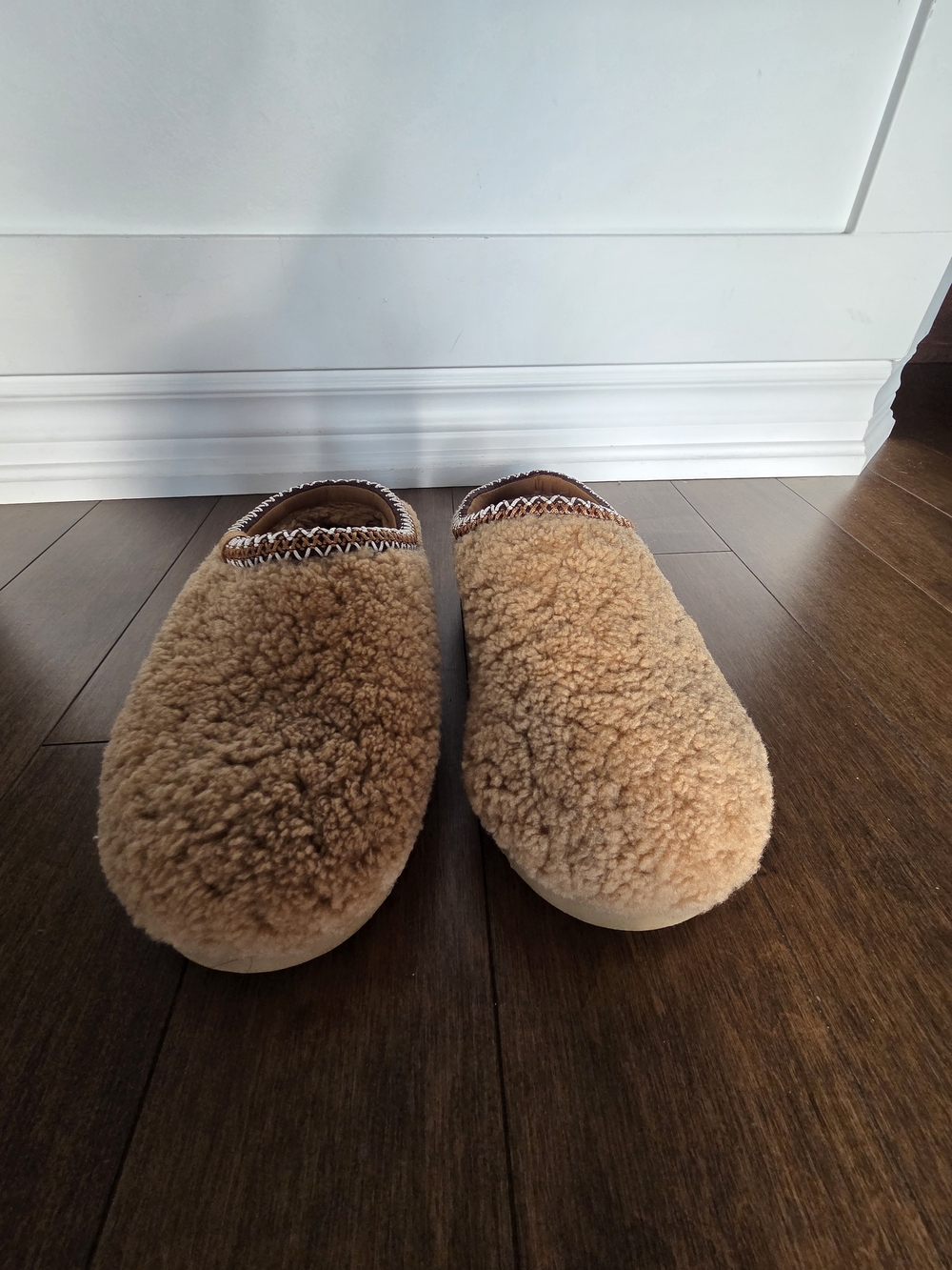 Ugg Womens Tasman Maxi Curly In Chestnut - Picture 5 of 5